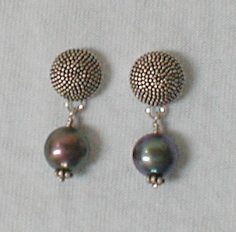 Pearl Drop Earrings by Art de Corps